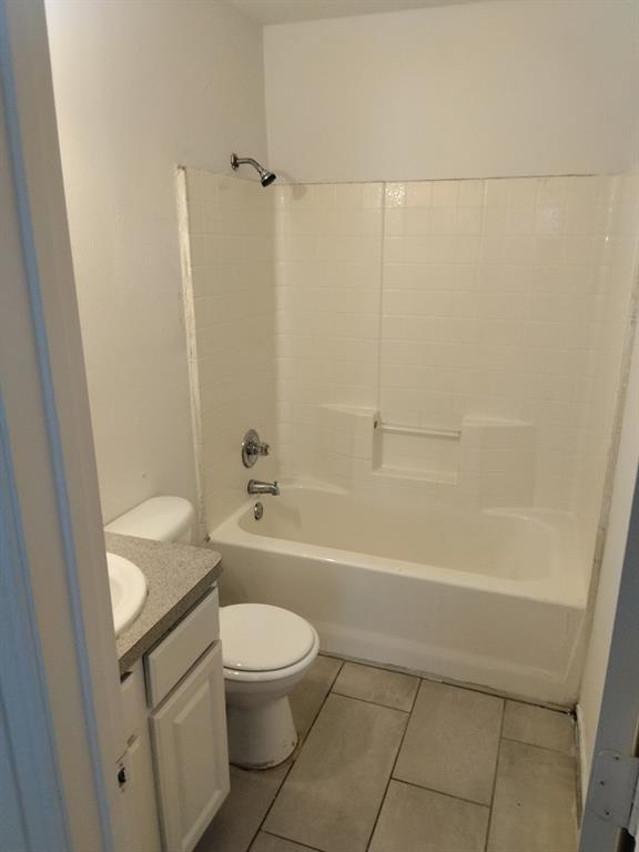 Howard W R Add - Residential Lease