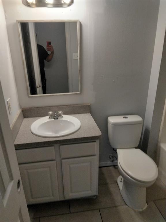 Howard W R Add - Residential Lease