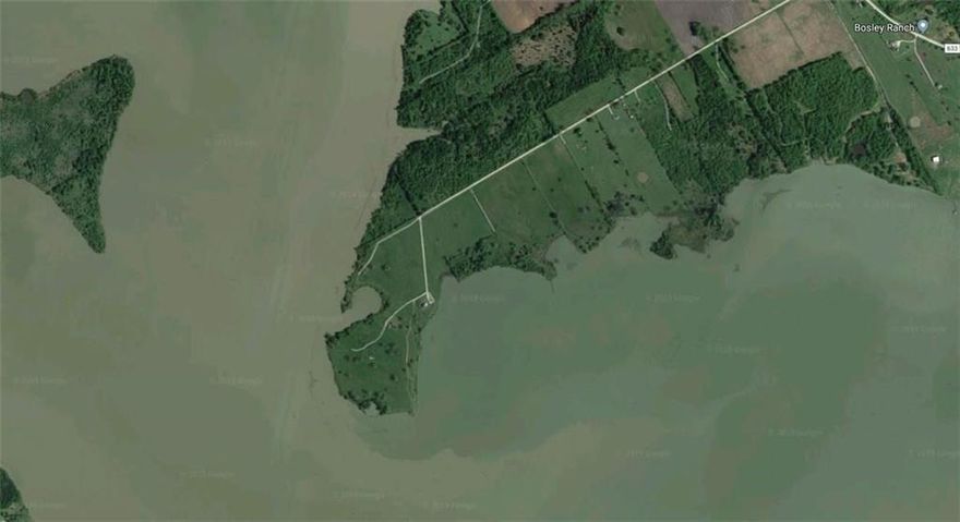 Beautiful waterfront acres to build your dream home located East of Corsicana and South of Powell. This property is perfect for fishing camp, keep your boats or just for a weekend get away from the city.