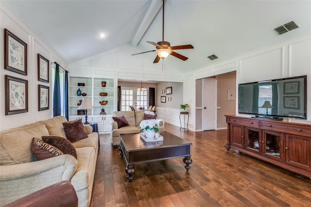 2407 Southridge Drive