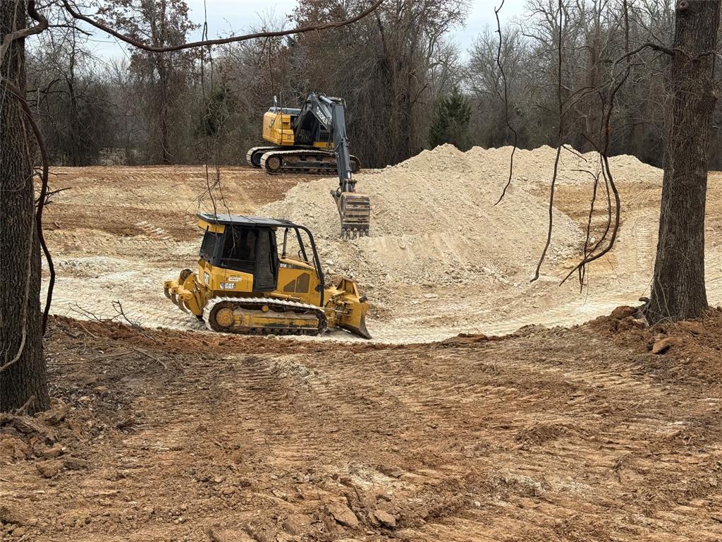 Kirk's Corner - Land