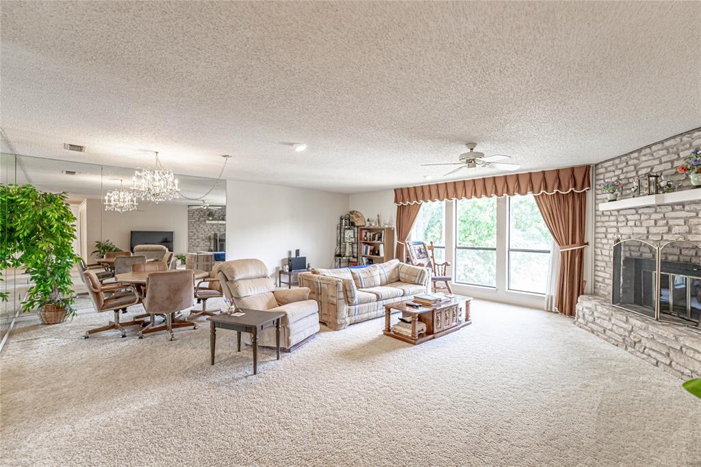 201 Peninsula Court