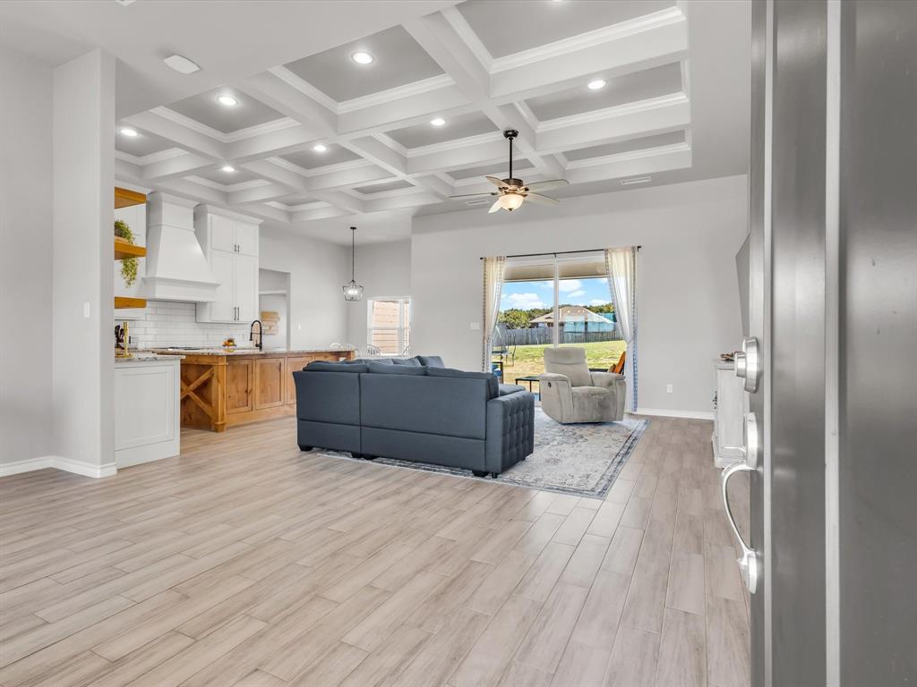 1305 Shawnee Trail