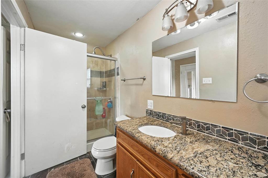 Farmers Branch, Texas 75234, United States, 4 Bedrooms Bedrooms, ,3 BathroomsBathrooms,Residential,Active,167136