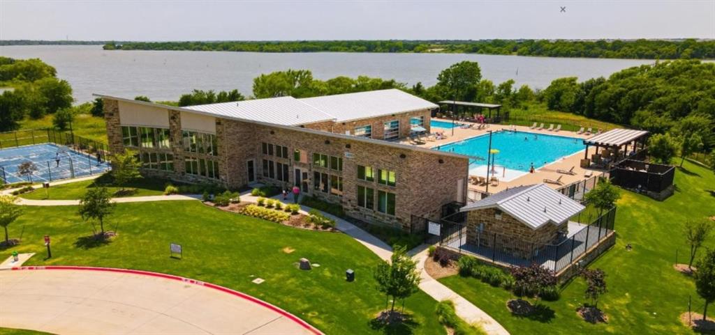 Valencia on the Lake Ph 2b-1 - Residential Lease