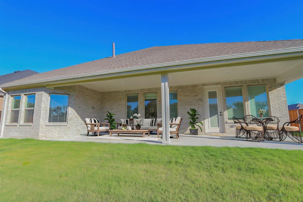 Valencia on the Lake Ph 2b-1 - Residential Lease