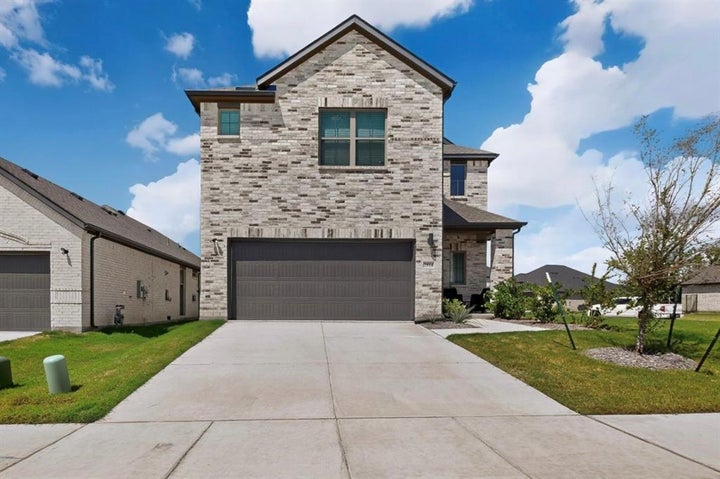 Photo 1 of 40 — 3914 Sandstone Drive, McKinney, TX 75071