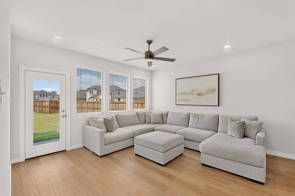 3914 Sandstone Drive