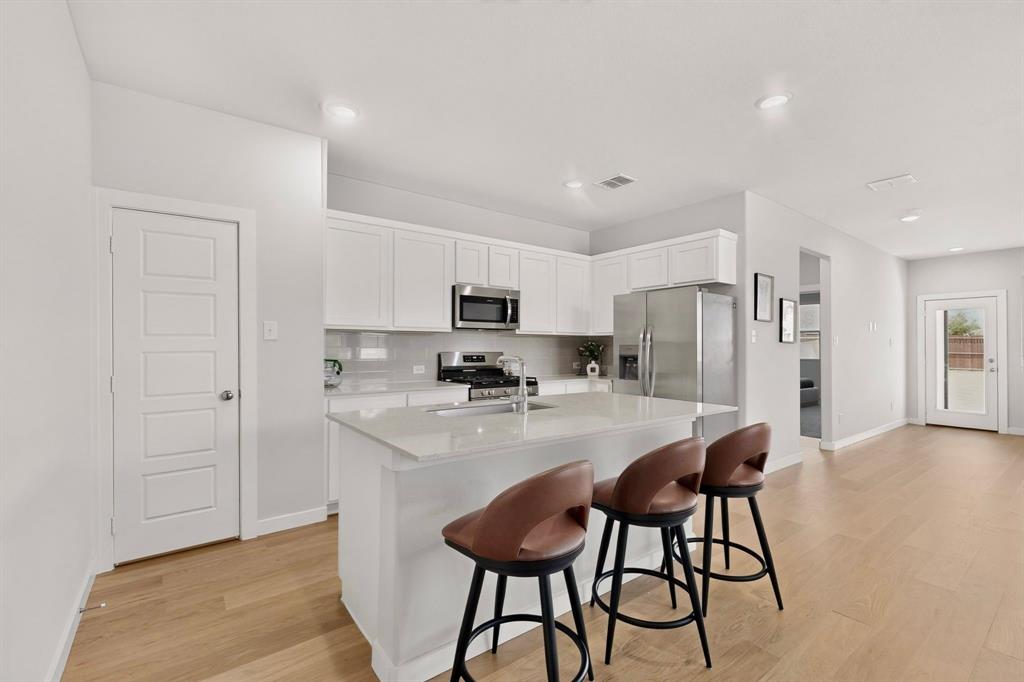 3914 Sandstone Drive