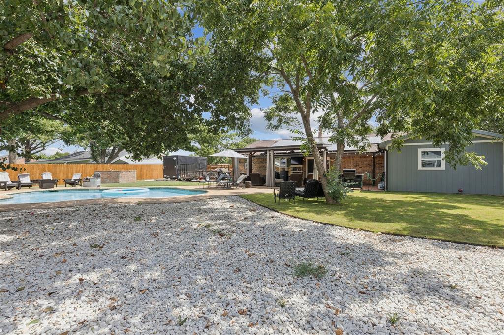 Corinth, Texas 76210, United States, 3 Bedrooms Bedrooms, ,3 BathroomsBathrooms,Residential,Active,195748