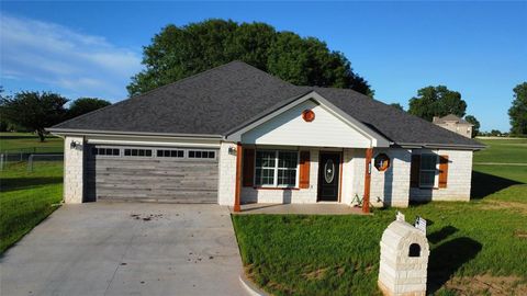 A home in Comanche