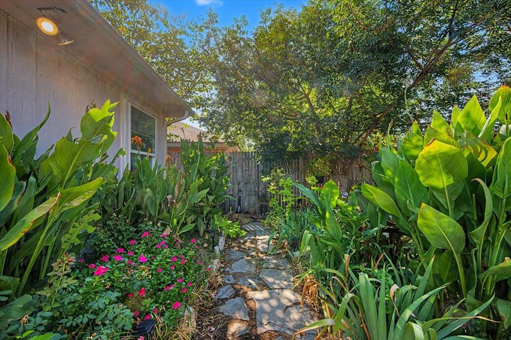 5705 Heatherglen Terrace