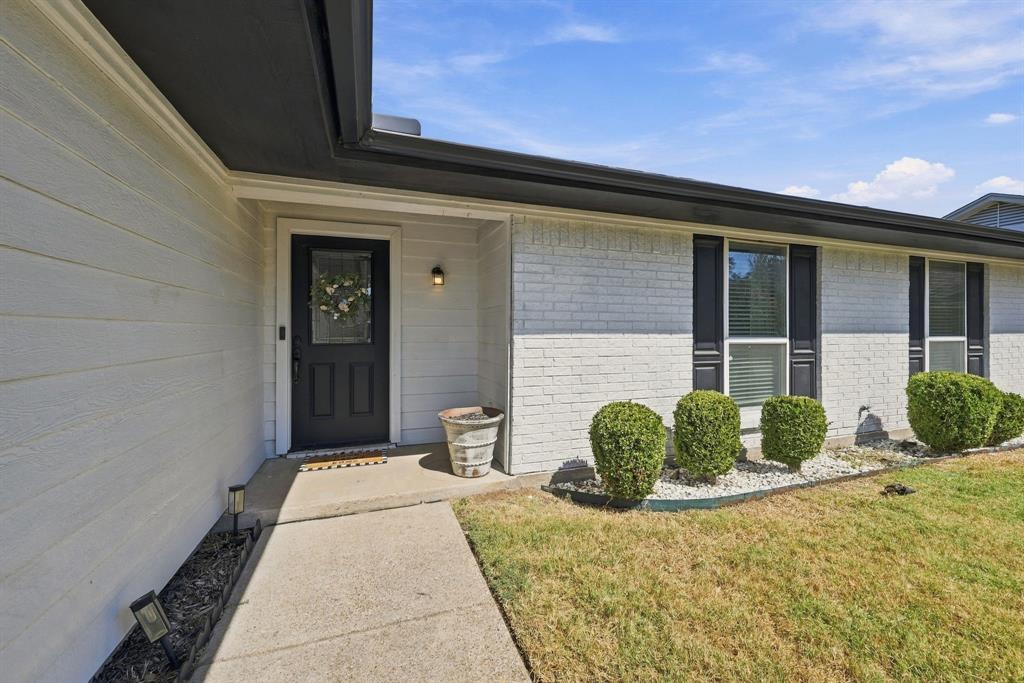 733 Montvale Drive