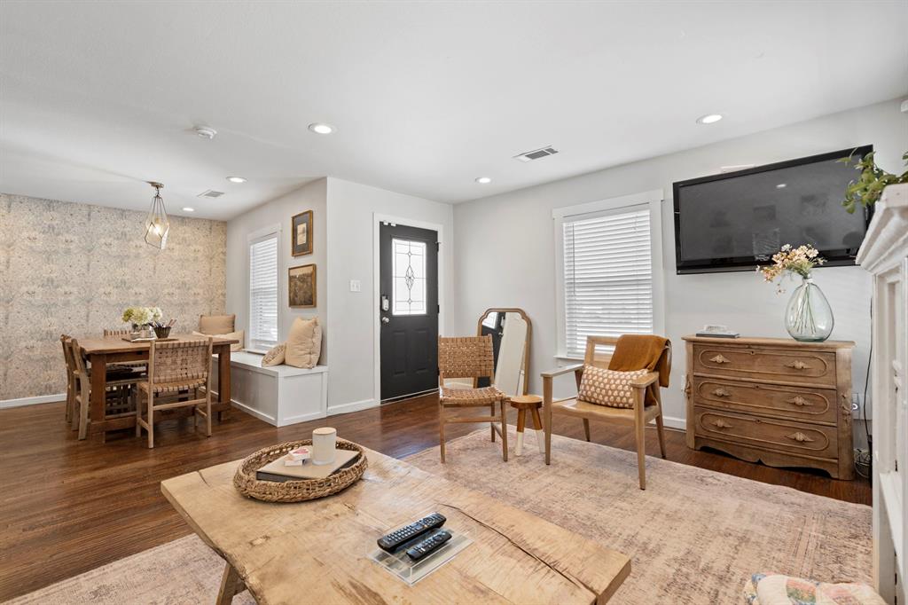 312 Hillcrest Avenue