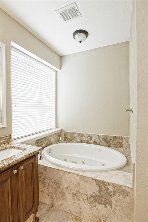 Plano, Texas 75024, United States, 4 Bedrooms Bedrooms, ,3 BathroomsBathrooms,Residential,Active,182282