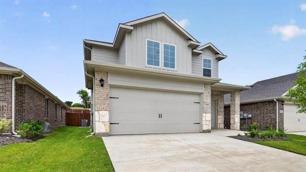 Photo 1 of 7 — 908 Jefferson Way, Sherman, TX 75090