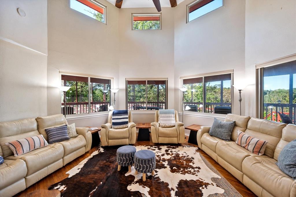 195 Highview