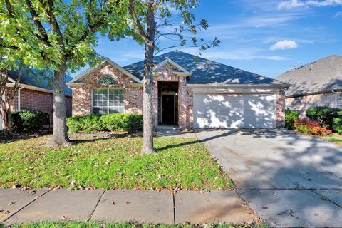 107 Crepe Myrtle Drive Euless TX 76039