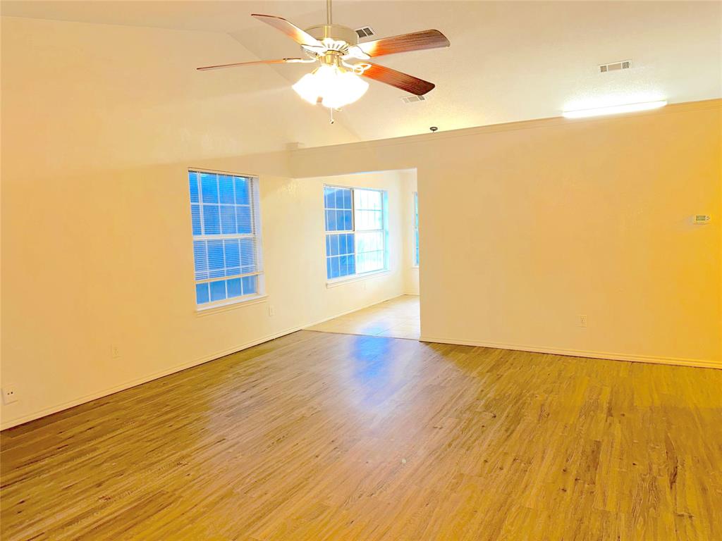 ALSBURY RIDGE - Residential