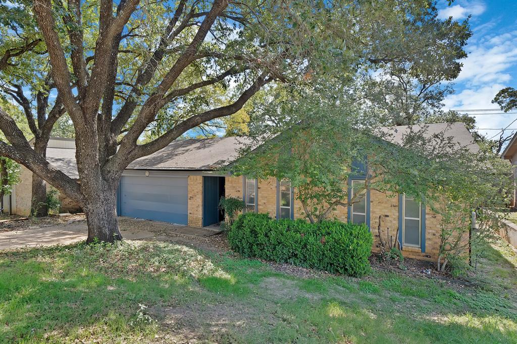 7648 Blue Carriage Lane