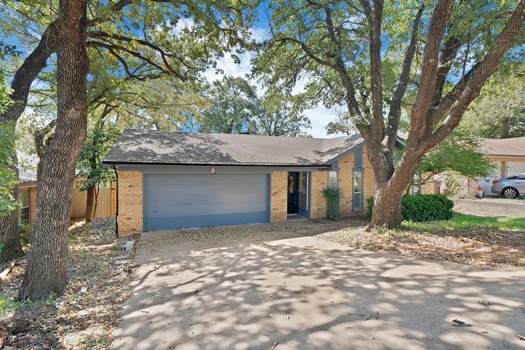 7648 Blue Carriage Lane