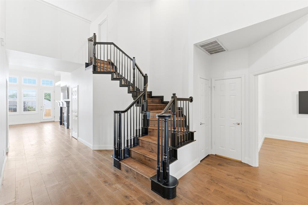 4433 Cedar Elm Circle