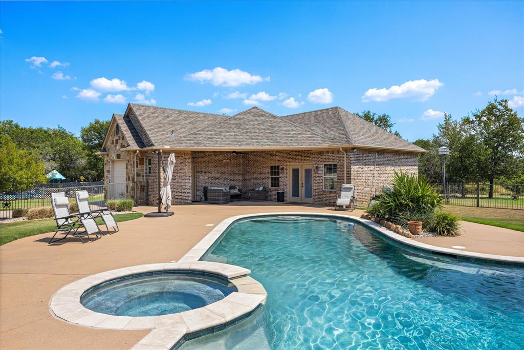 Mallard Pointe On Lake Granbury - Residential