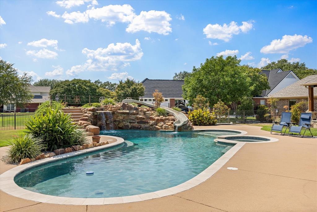 Mallard Pointe On Lake Granbury - Residential