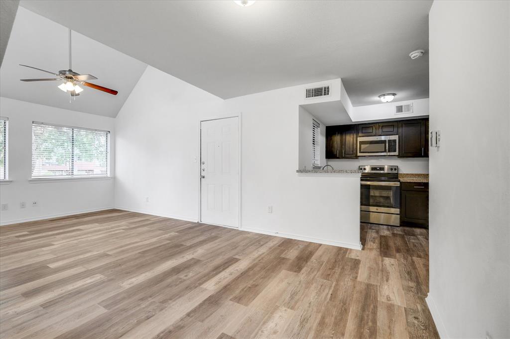 Richland Trace Condos - Residential