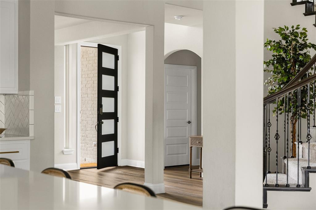 1544 Devotion Row