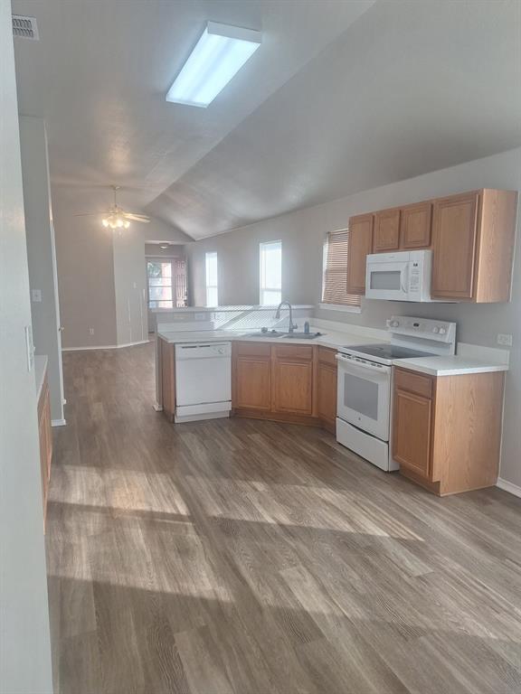 Villages Of Woodland Spgs W - Residential Lease