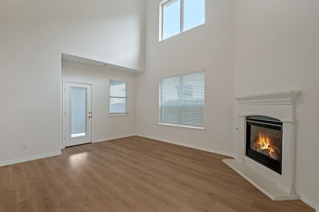 Homeplace At The Columns, The - Residential