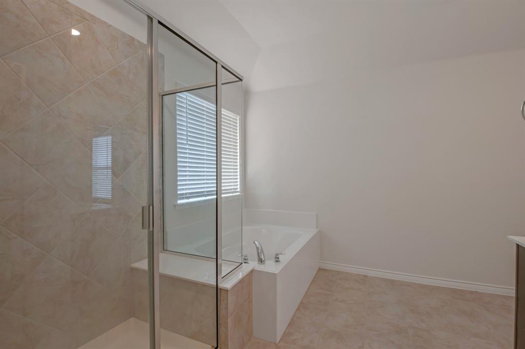 Homeplace At The Columns, The - Residential