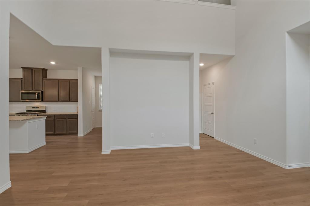 Homeplace At The Columns, The - Residential