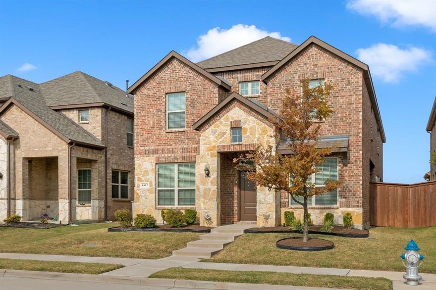 Better than new and ready for you. Welcome to 1517 Bennington Lane, a beautifully maintained 4-bedroom, 2.5-bath home in one of Celina’s most desirable communities. Built in 2020, this modern home offers an open-concept layout filled with natural light, and functional spaces designed for today’s lifestyle. The spacious kitchen comes fully equipped with ALL appliances and flows seamlessly into the main living areas. A dedicated home office and an upstairs game room provide flexible space for work, play, and everyday living.
Located in the highly rated Celina ISD, this home offers outstanding value in a fast-growing area known for its strong schools, community feel, and easy access to shopping, parks, and major roadways. With nearly 2,900 sq. ft. of comfortable living space and the peace of mind of a newer build, this home is truly move-in ready. Schedule your showing today and experience the best of Celina living.