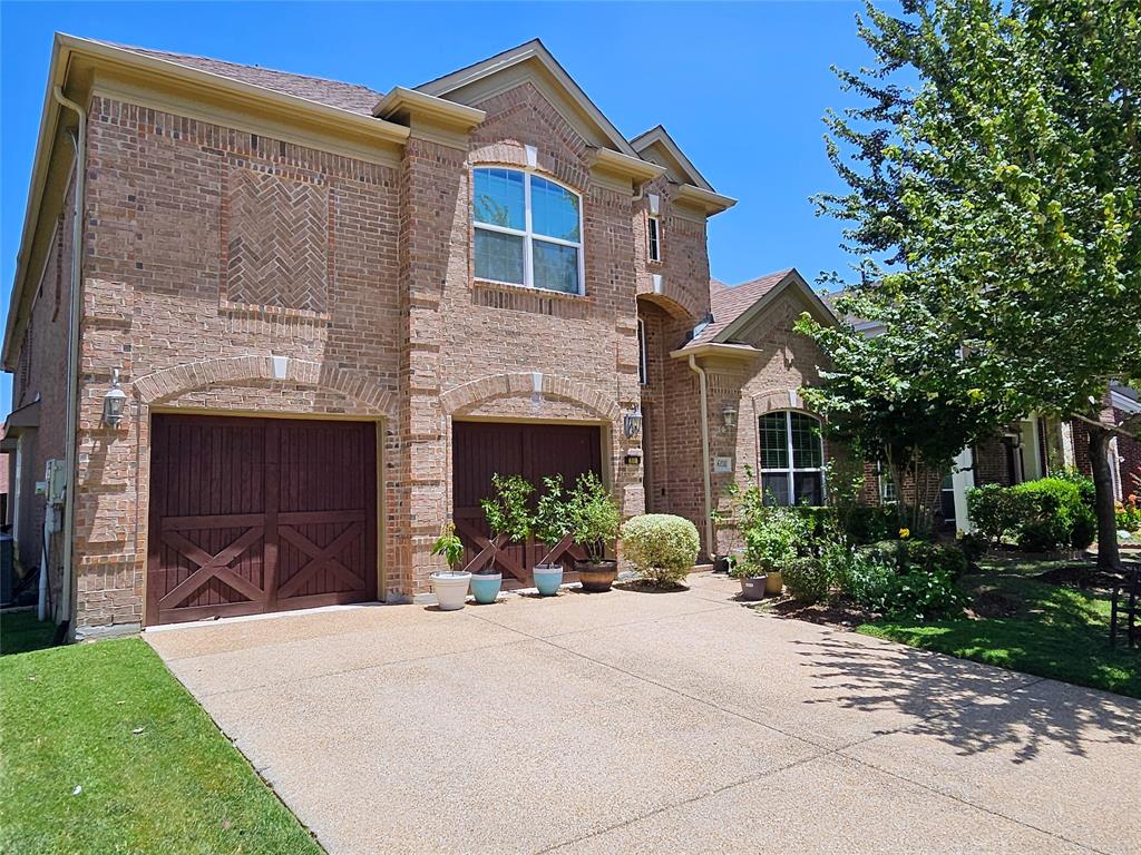 608 Jagged Way