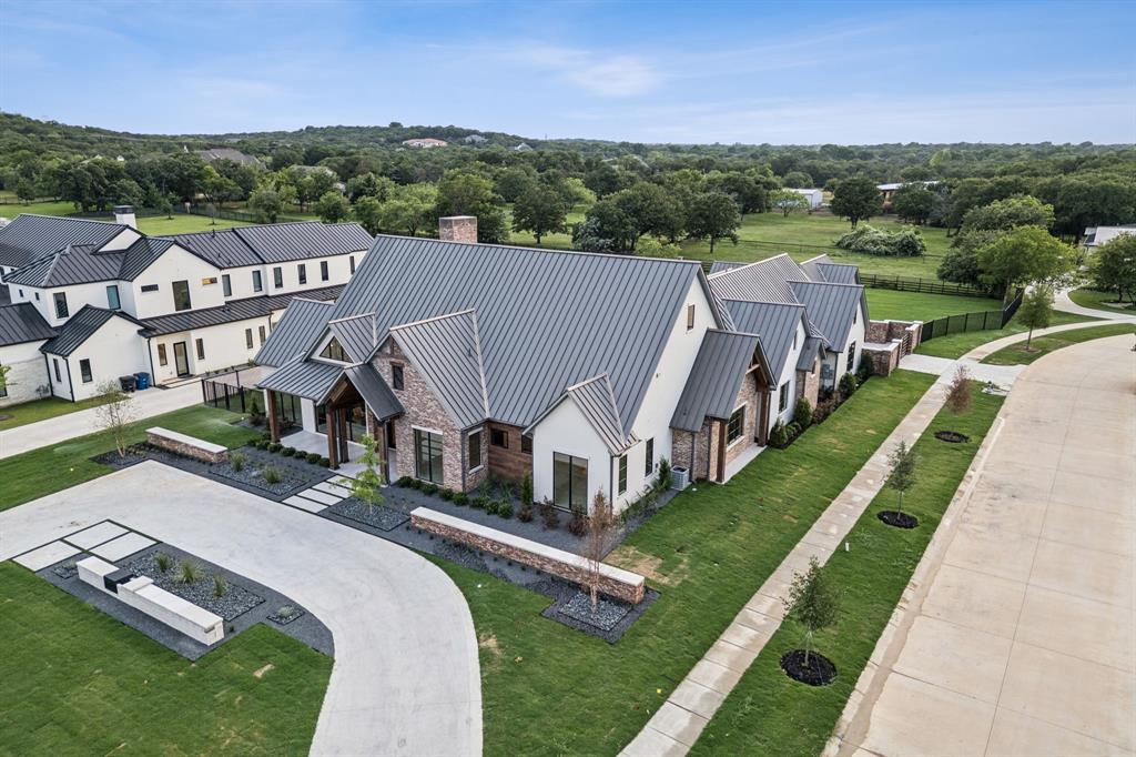 4412 Saddleback Lane
