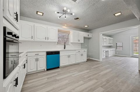 Tiny photo for 3209 Gail Court, Irving, TX 75060 (MLS # 21201151)