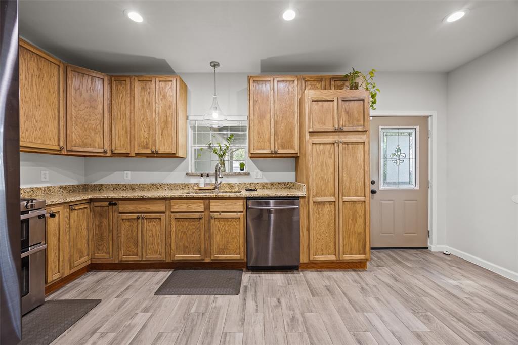 South Hemphill Heights Add - Residential Lease