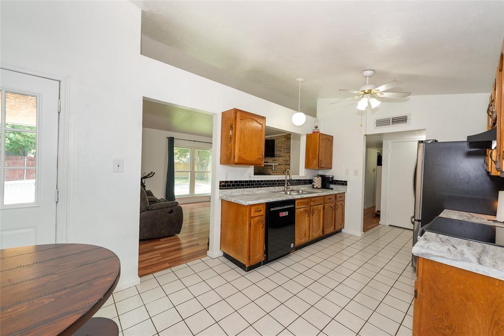6700 Sunnybank Drive
