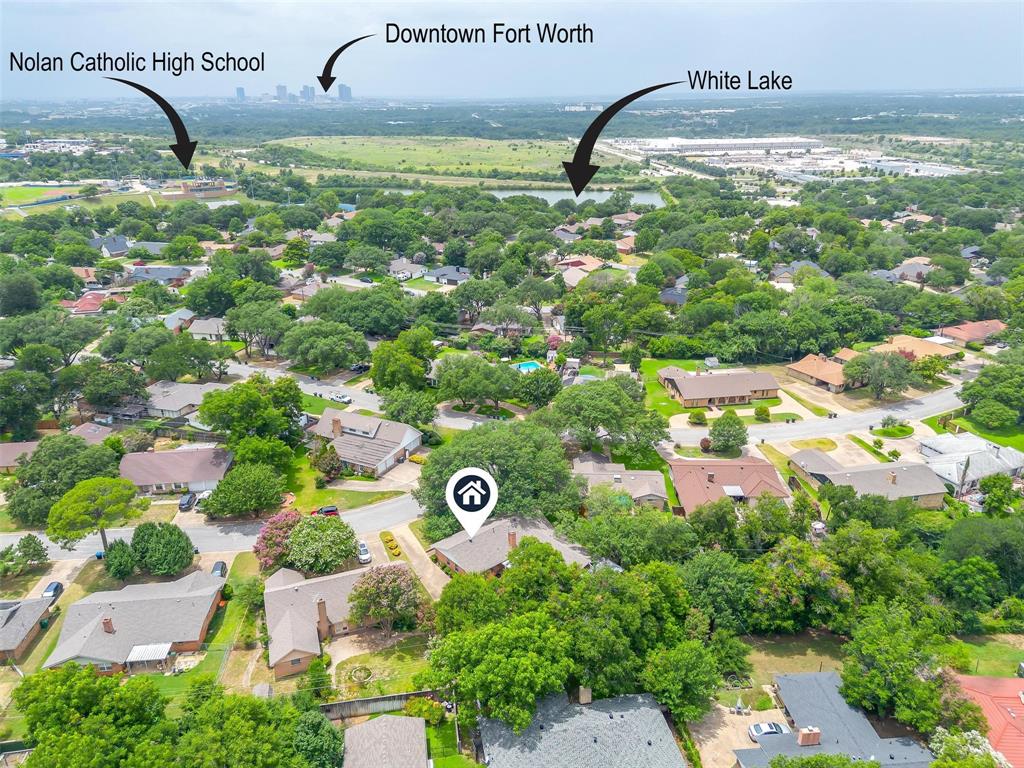805 Lake Charles Avenue