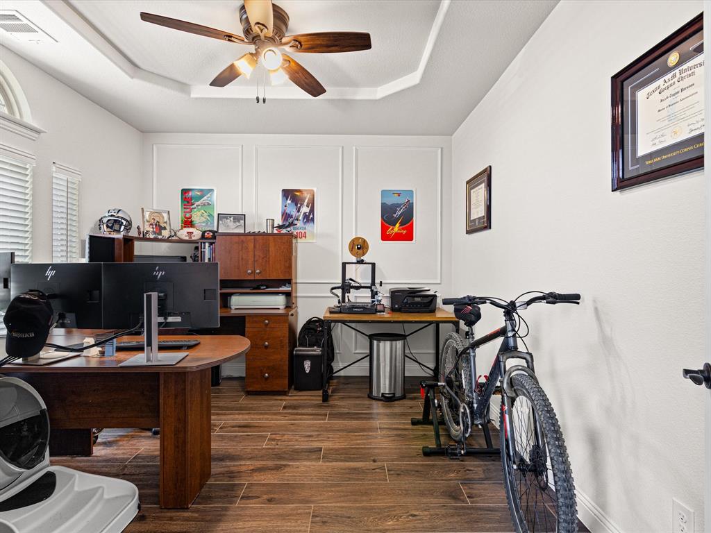 5205 Lake Konawa Drive