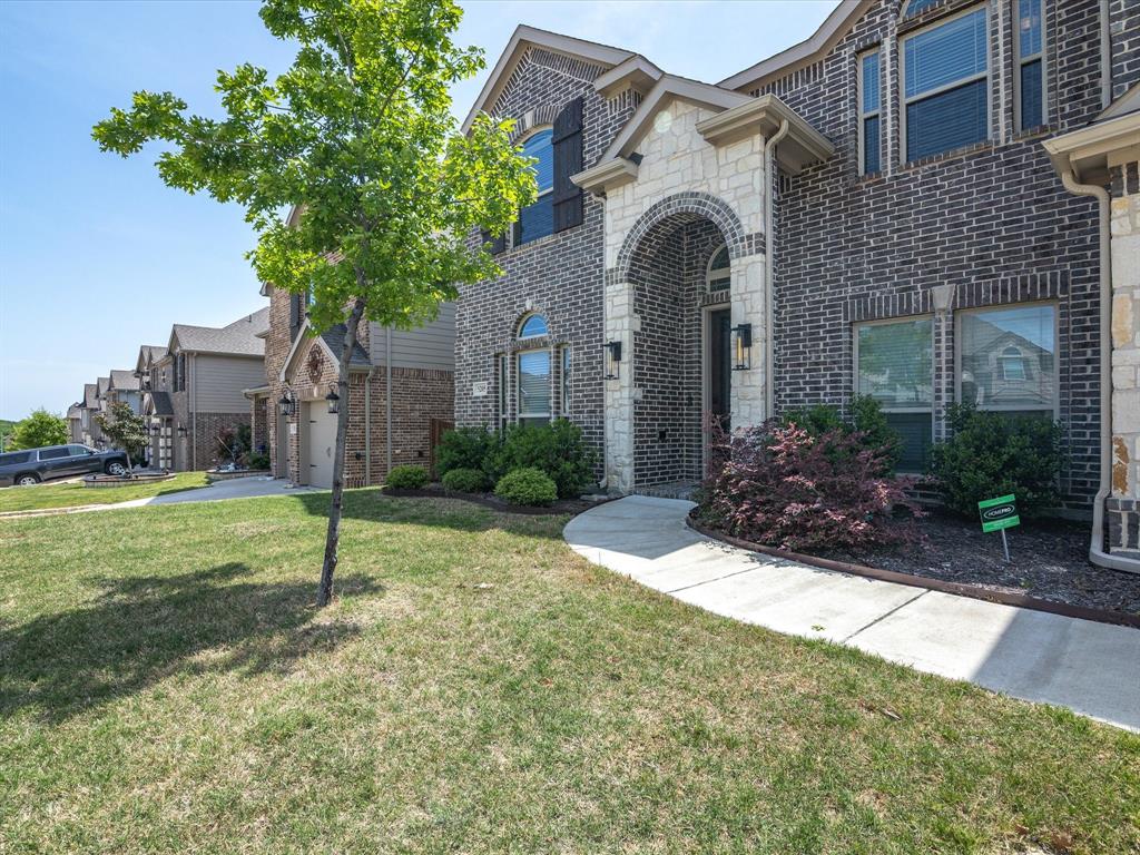 5205 Lake Konawa Drive