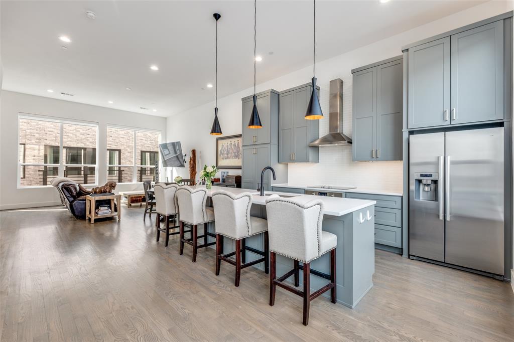 2603 Calvin Street 103