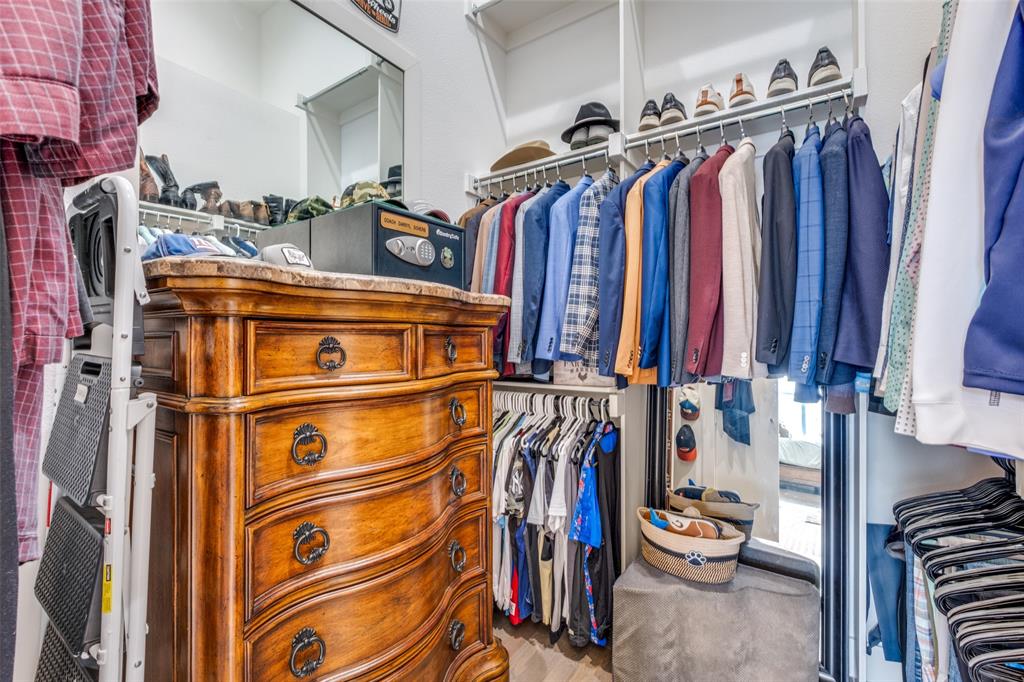 Calvin Condo - Residential