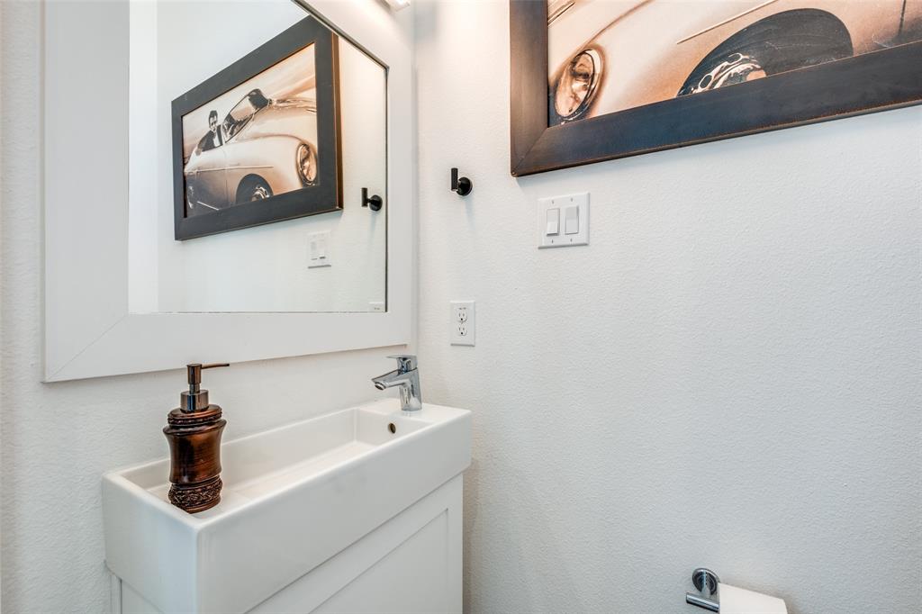 Calvin Condo - Residential