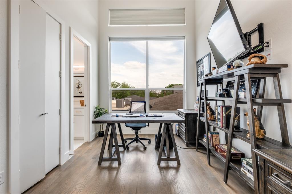 Calvin Condo - Residential