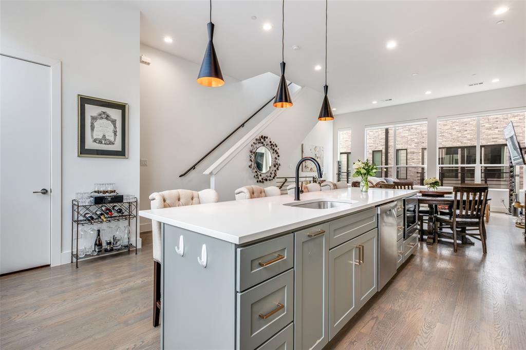 Calvin Condo - Residential