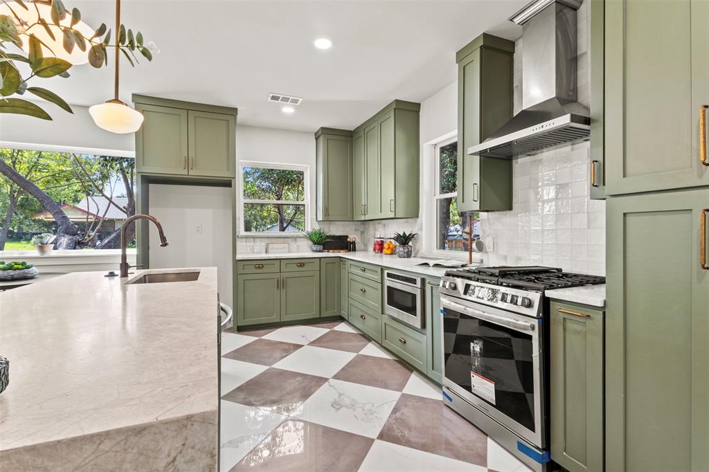 Fouraker Homestead - Residential