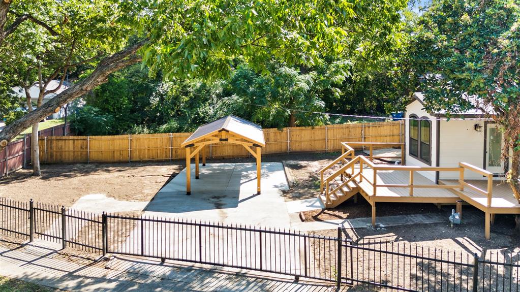 Fouraker Homestead - Residential